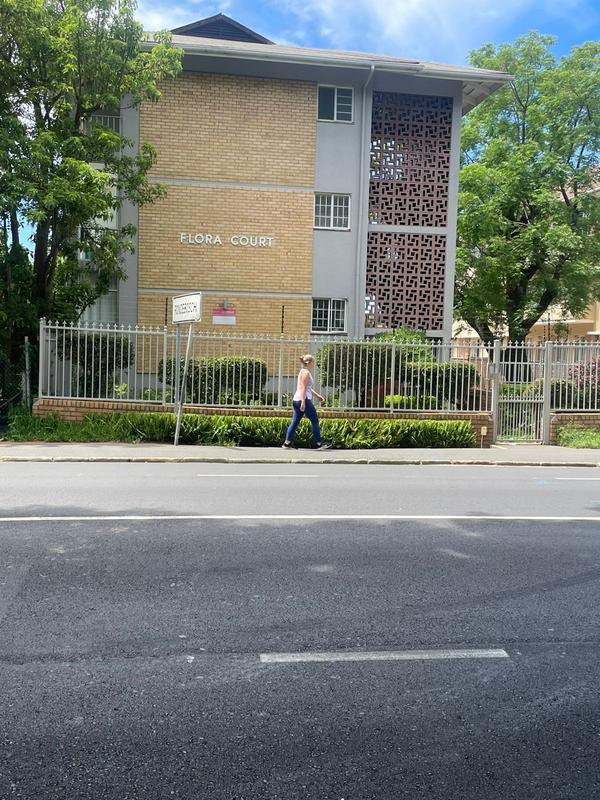 To Let 1 Bedroom Property for Rent in Rondebosch Western Cape